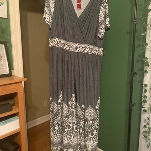 Gray dress with lace features